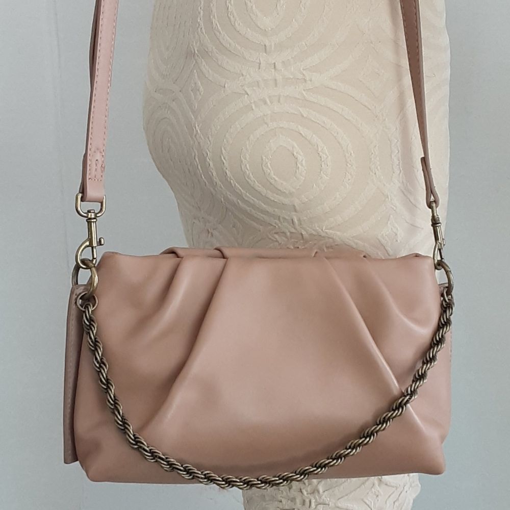 UNIVERSAL THREAD Vegan Leather Clutch Antique Gold Tone Chain Crossbody Bag